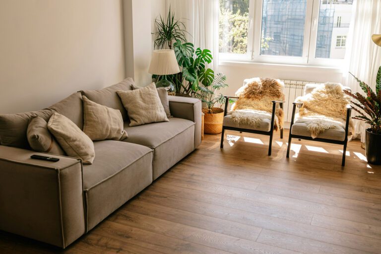 Per què el parquet continua sent el rei del confort (i el que els teus peus opinen al respecte)